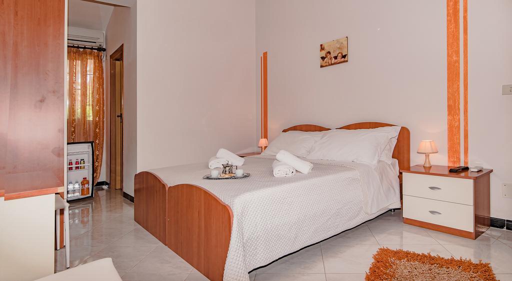Kamarina Land Bed & Breakfast Santa Croce Camerina Ngoại thất bức ảnh